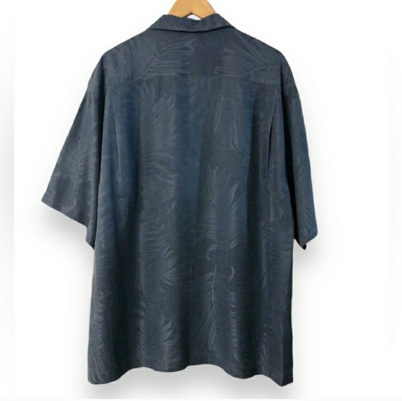 TOMMY BAHAMA Relax 100% Silk Jacquard Camp Shirt - Picture 3 of 8